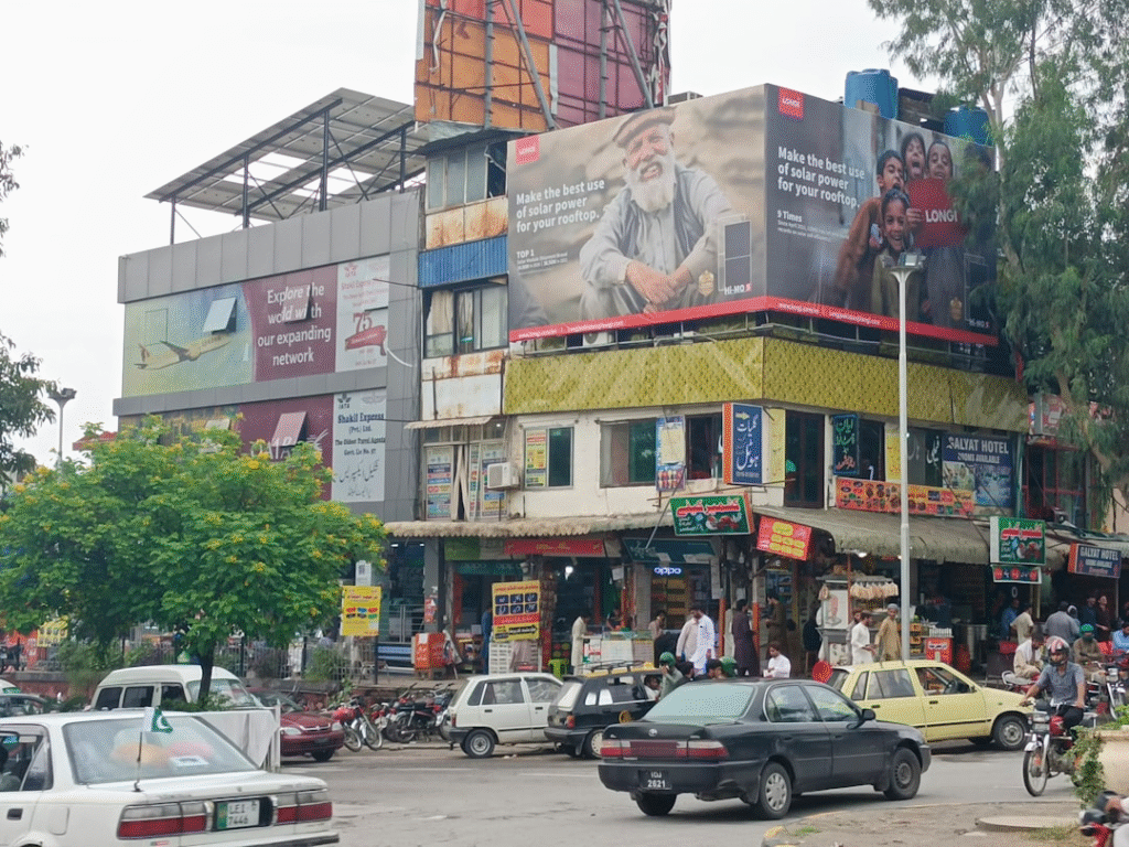 Billboard Advertising in Bangladesh: Locations, Rates & Best Practices