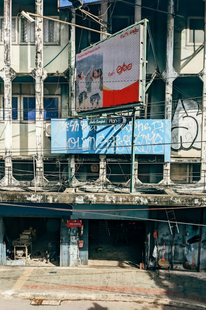 Billboard Advertising in Bangladesh: Locations, Rates & Best Practices